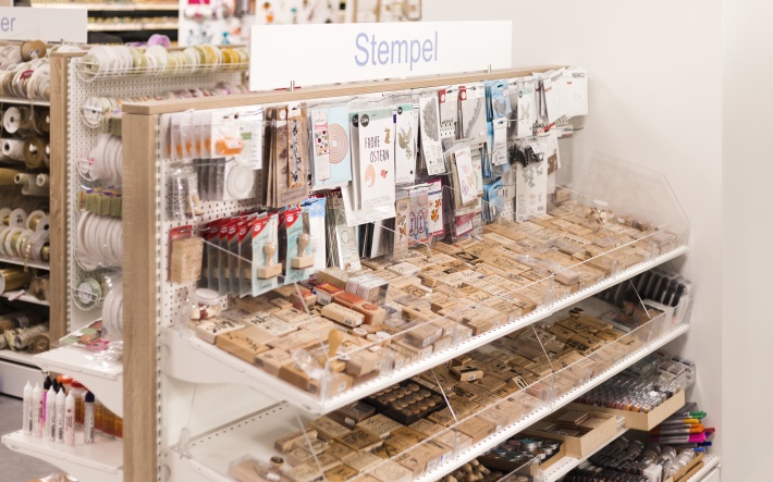 Kleinen Laden einrichten Ladenbau